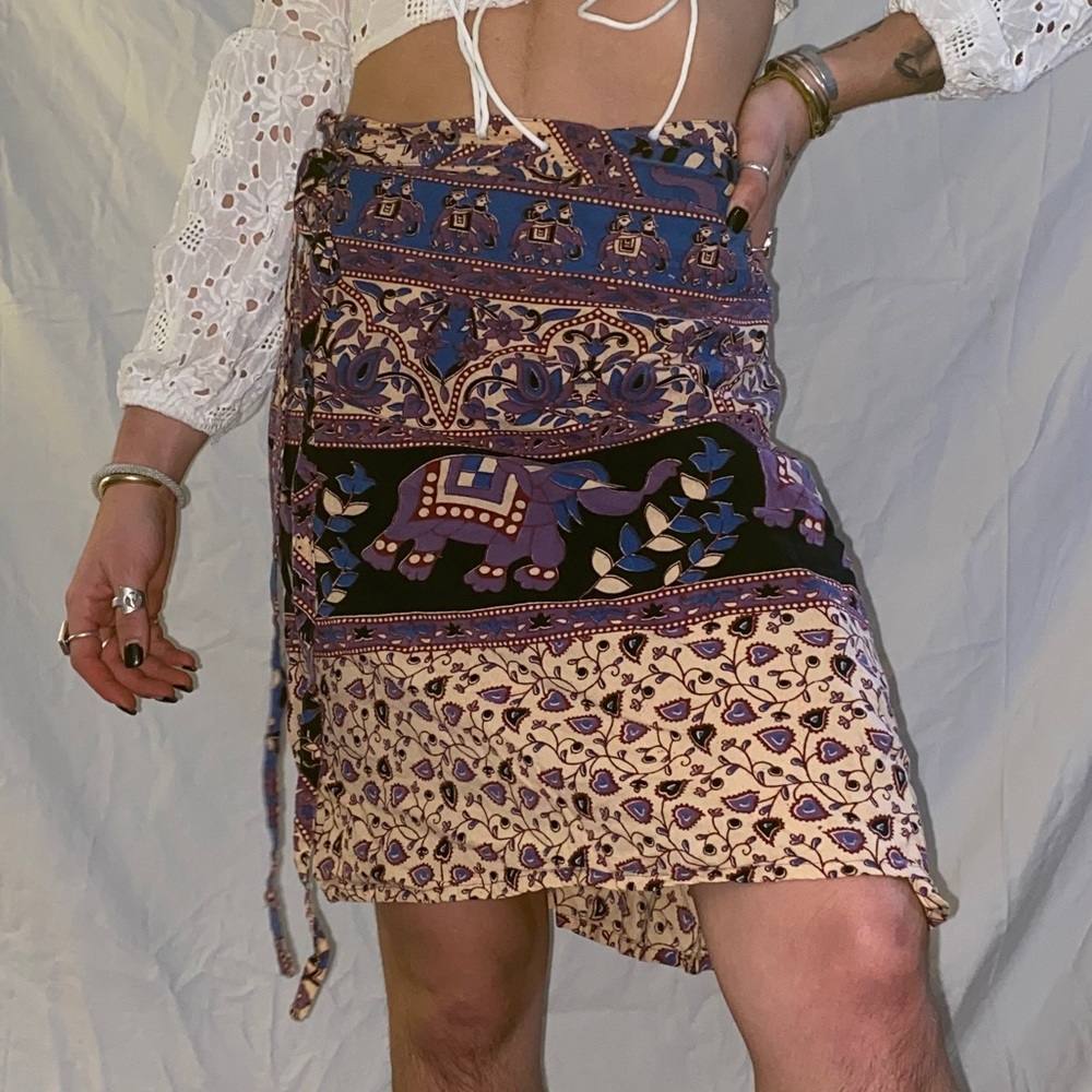 Beautiful elephant design wrap skirt
